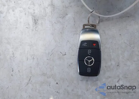 2022 Mercedes-Benz A 220 z USA, uszkodzony, nr VIN W1K3G4EB3NJ373289